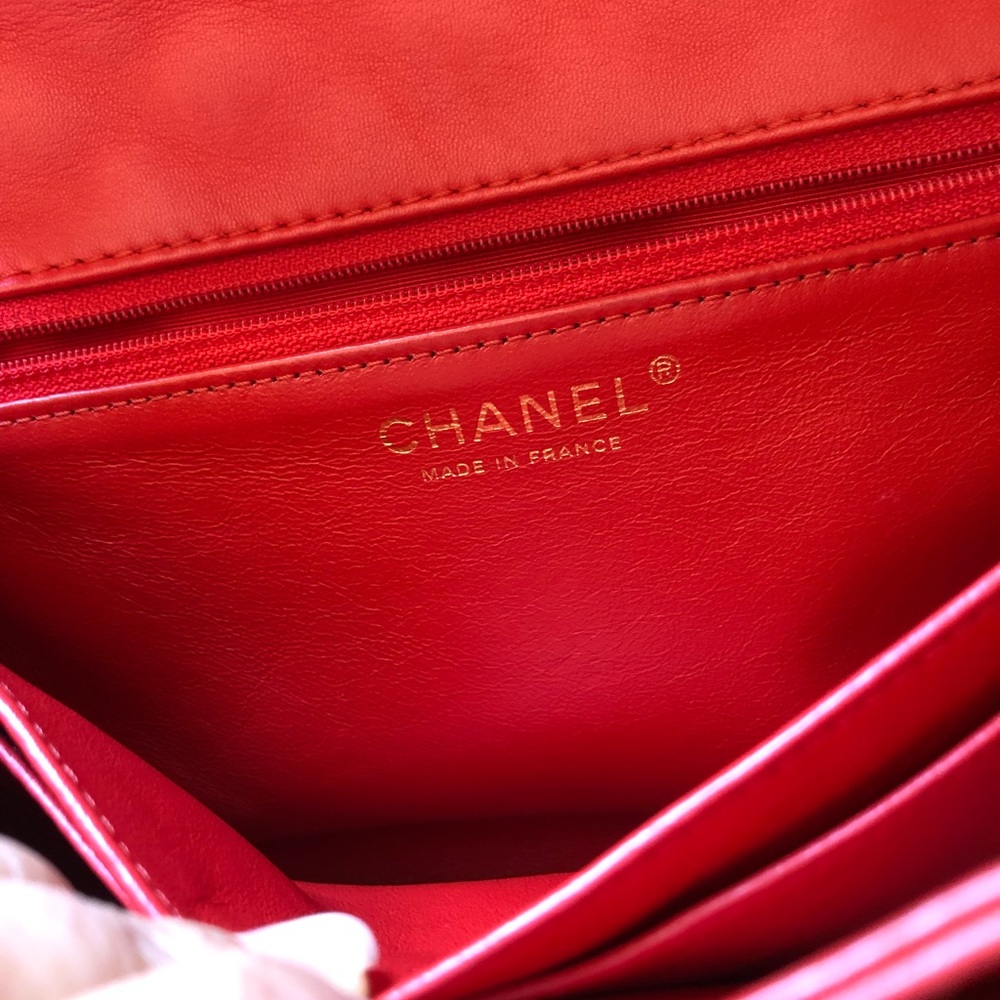 Classic Auth Chanel Bag!😍 - Picture 13 of 15